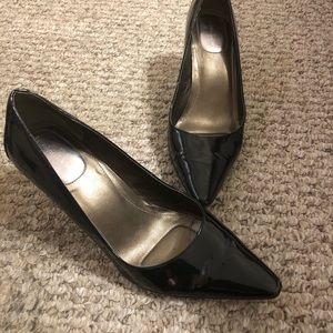 Calvin Klein 2” black heels